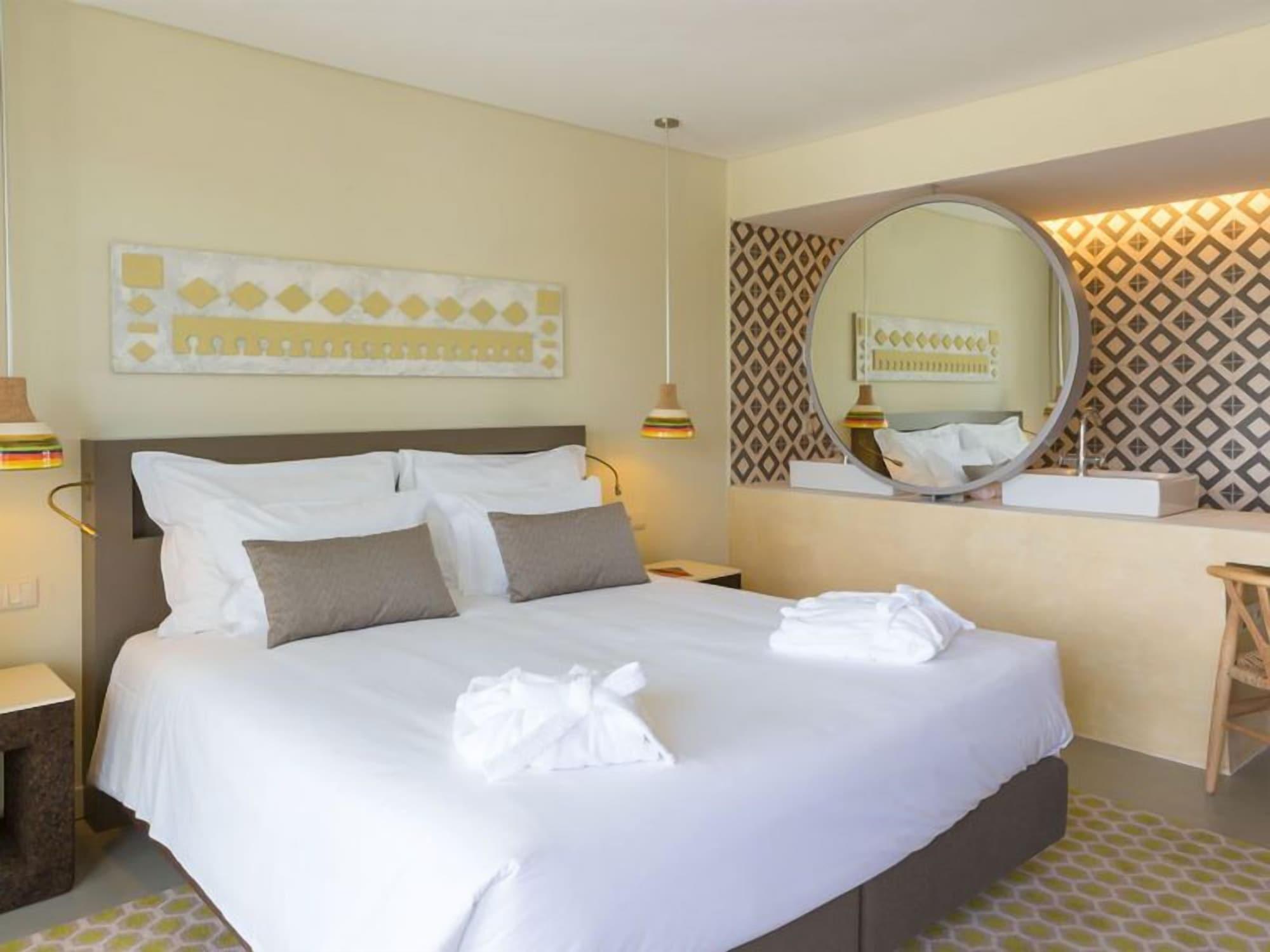 Ozadi Tavira Hotel Ngoại thất bức ảnh