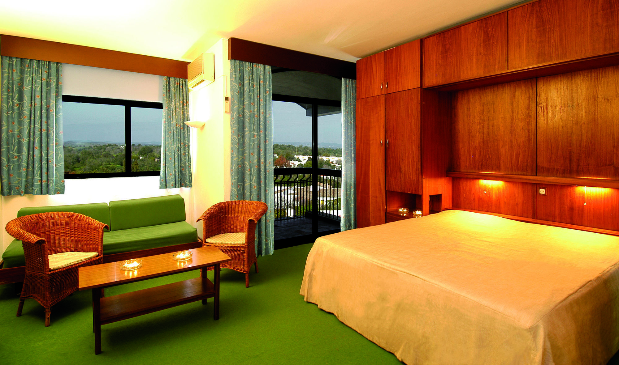 Ozadi Tavira Hotel Phòng bức ảnh